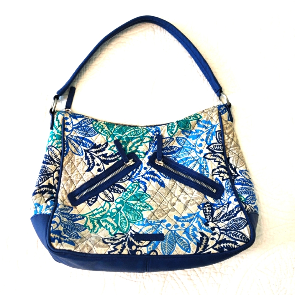 Vera Bradley shoulder bag.